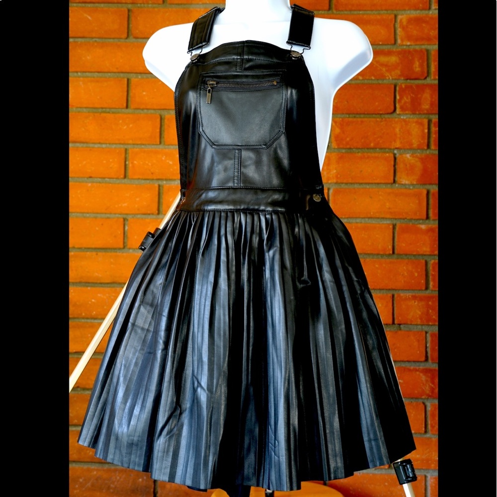 La Belle Roc - M Leather Jumper NWT!